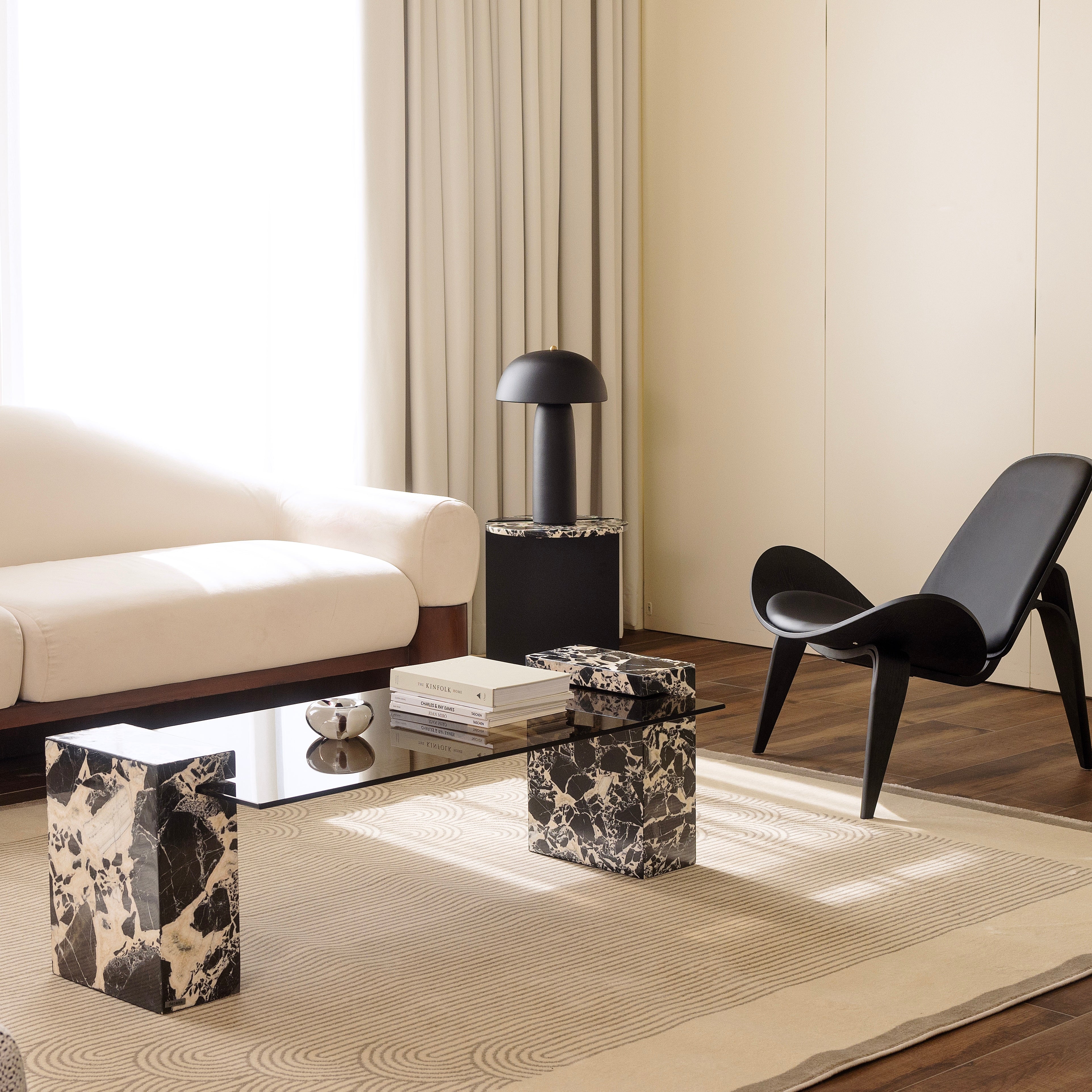 Shell Chair - Black