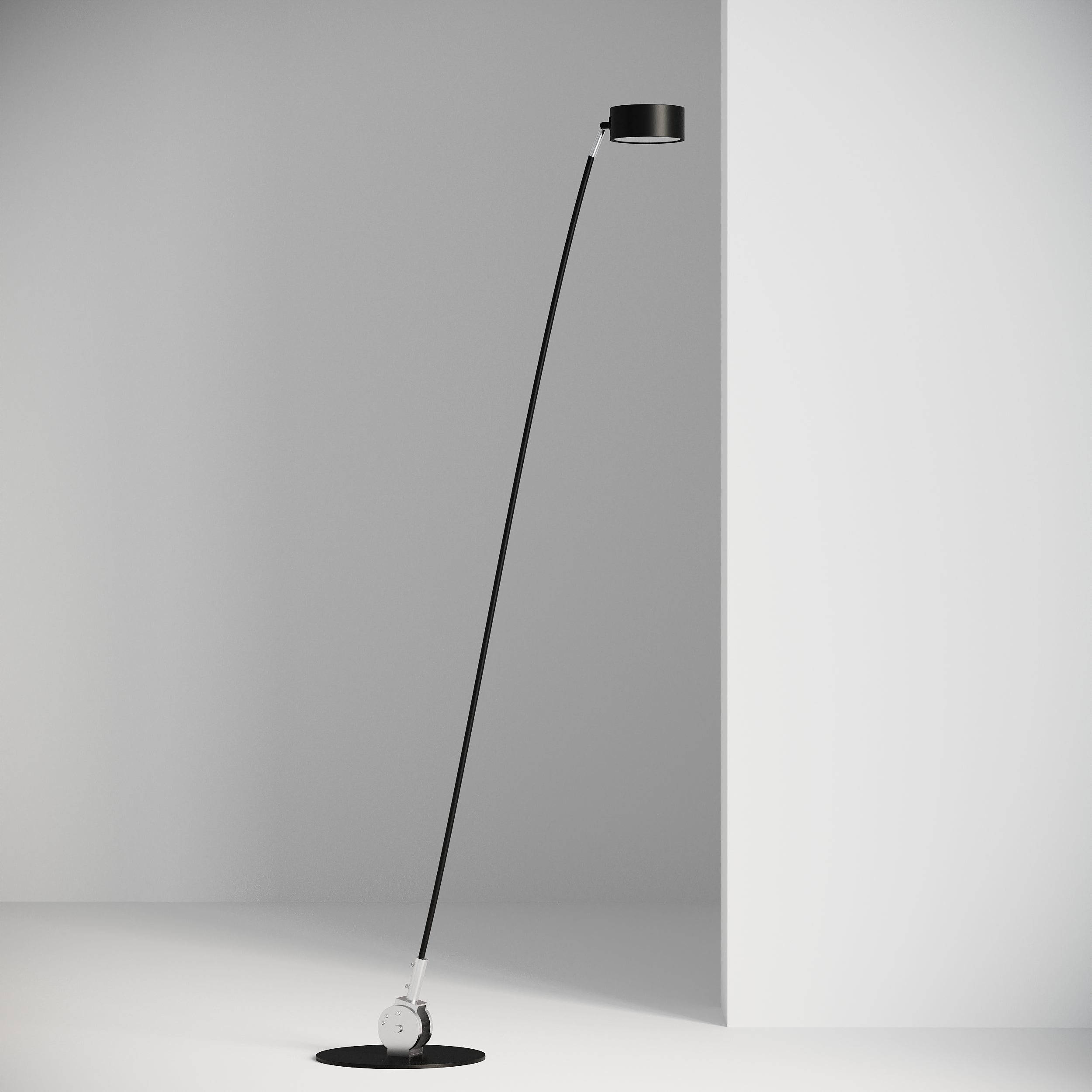 Riza Floor Lamp - Large - dezania